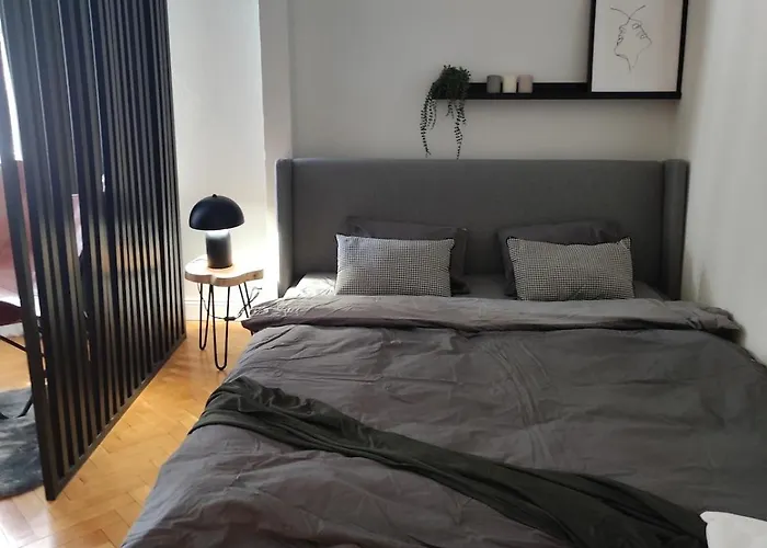 útulný V Blízkosti Centra Apartamento *